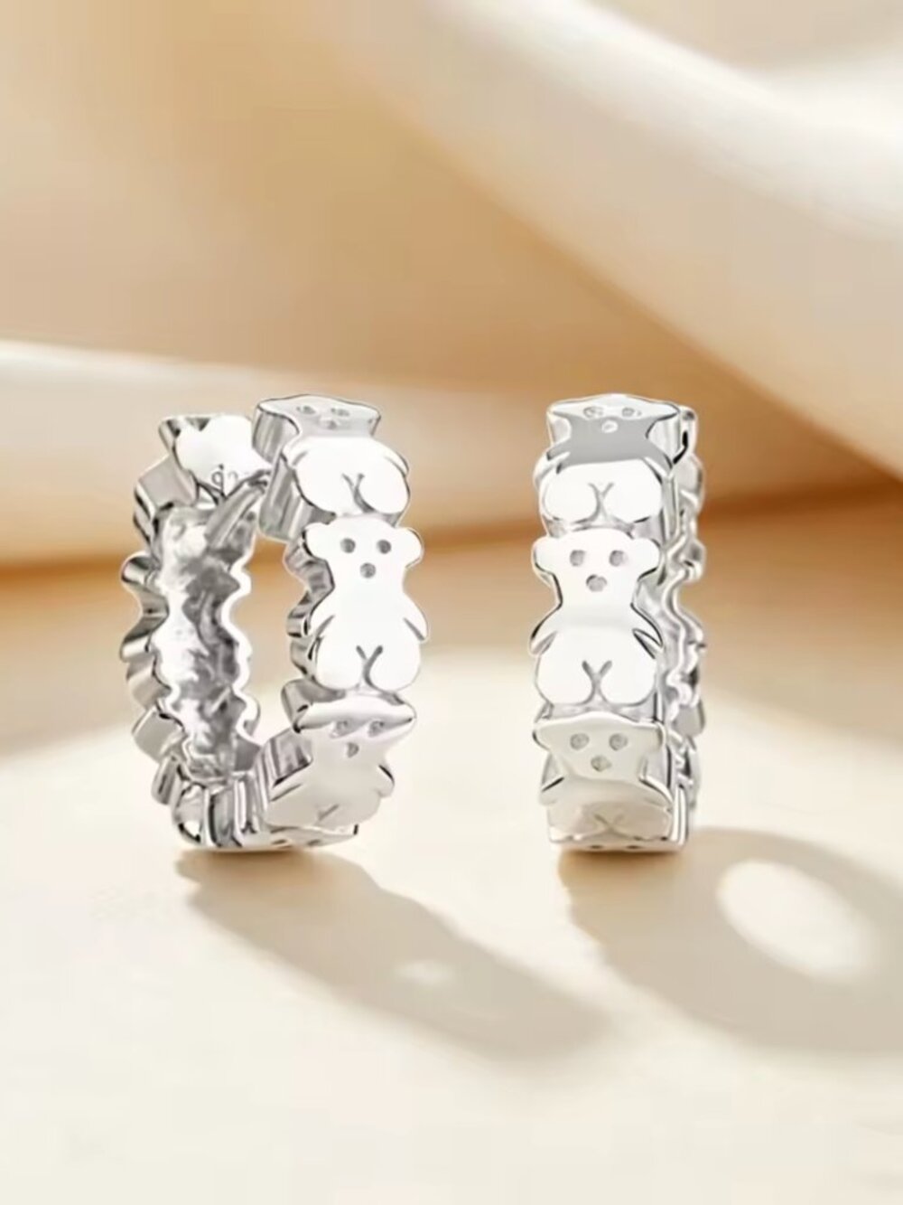 Luxury Tous Polished Mirror Spanish Bear Chained 3D Bear-Shaped Hoop Pin Stud